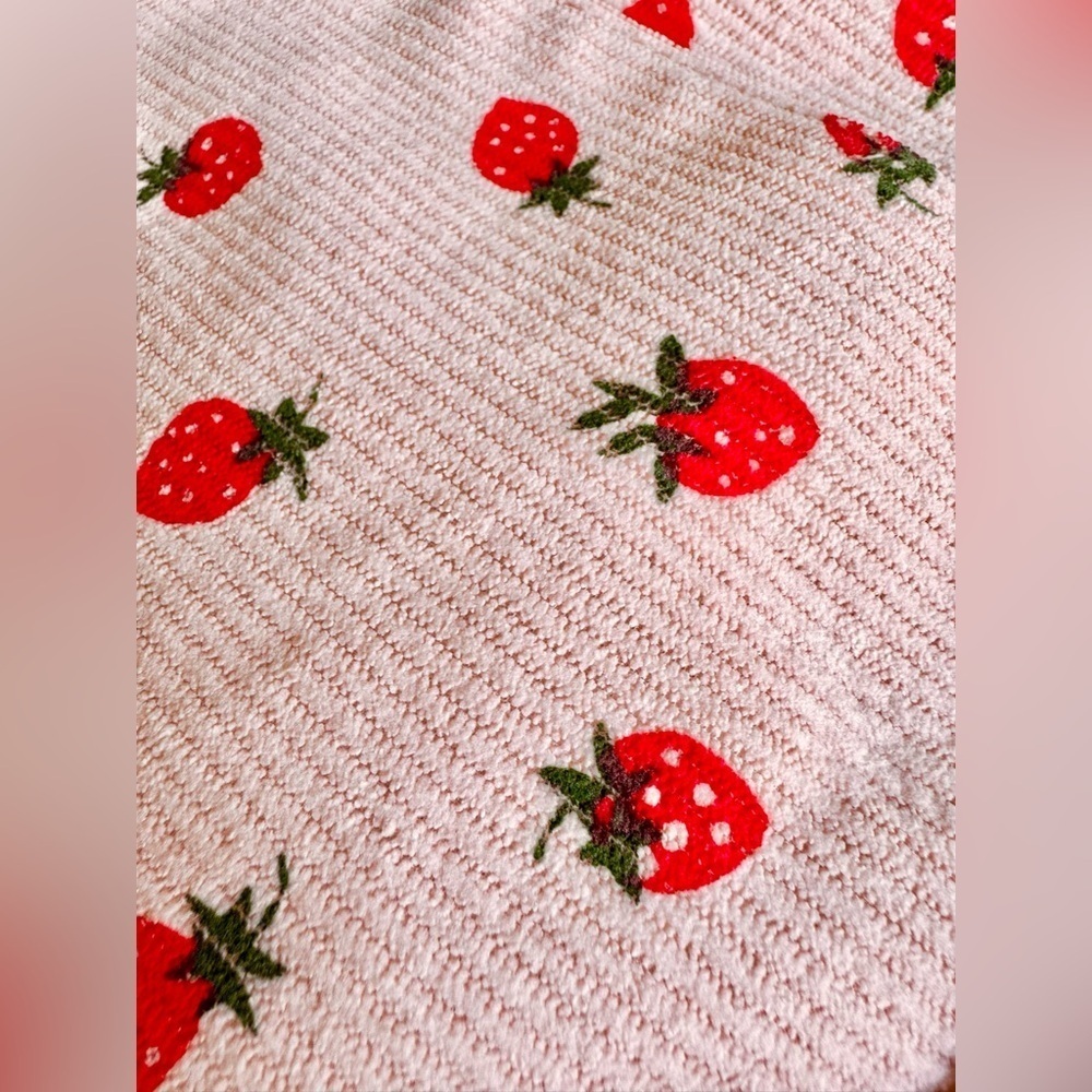 New Pink Corduroy Strawberry Purse Tote Bag w/ Pocket, Zipper, Crochet Accent - Picture 10 of 11